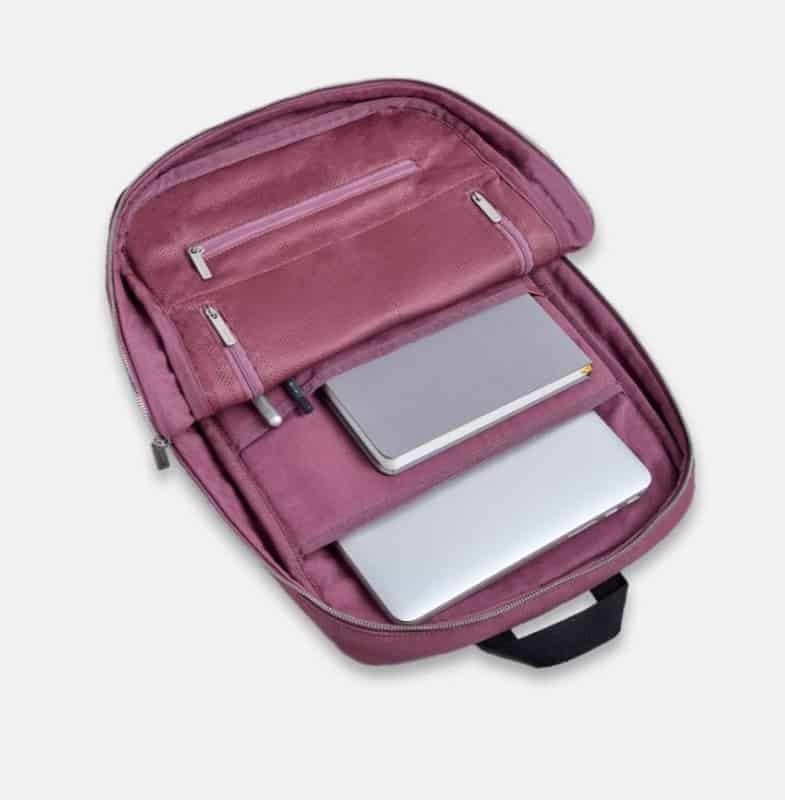 Baron Fig Backpack Lots of lovely organization.