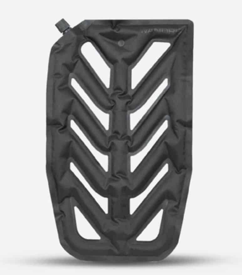 Wandrd Veer Packable Daypack Inflatable back panel adds support and comfort in an uber compact footprint.